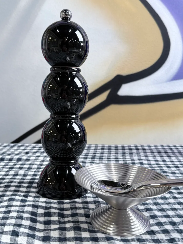 Bobbin Salt & Pepper Mill Black