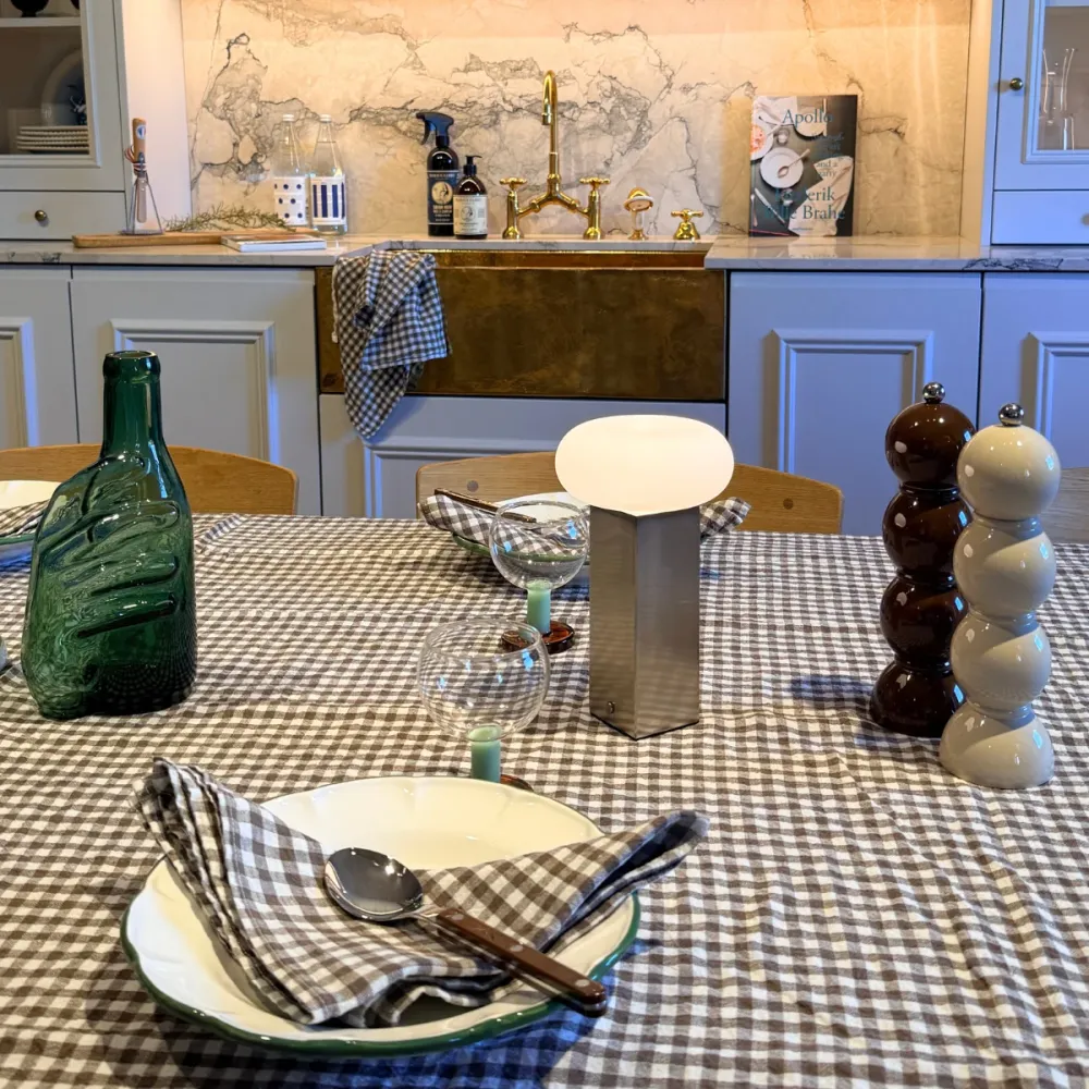 Bobbin Salt & Pepper Mill Chocolate