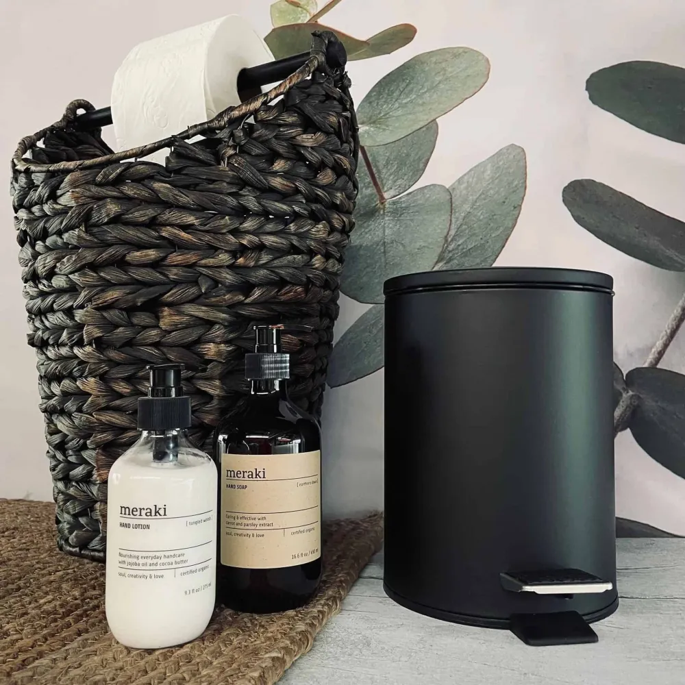 Toalettbøtte med softclose lokk - Svart 3 liter