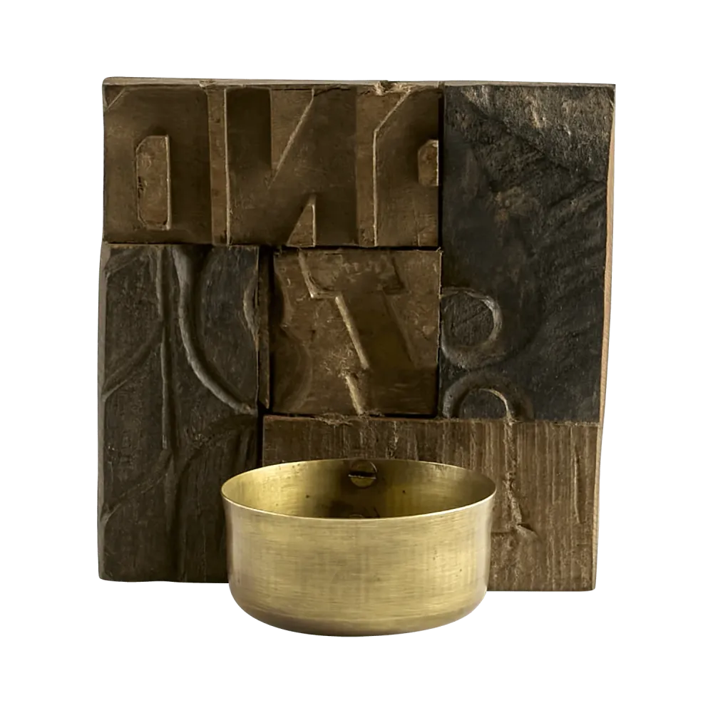 Treasure vegg telysholder