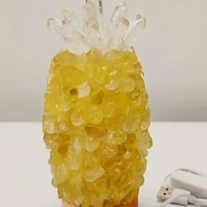 Nyhet / Ny, stor og hÅndlaget " Pineapple " Crystal Yellow Quartz Stone Ledlampe med dekorativ Crystal Top Decor..18x8cm