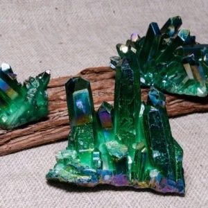 Grønn Titan Aura Kvarts Cluster, 100 - 150 gram
