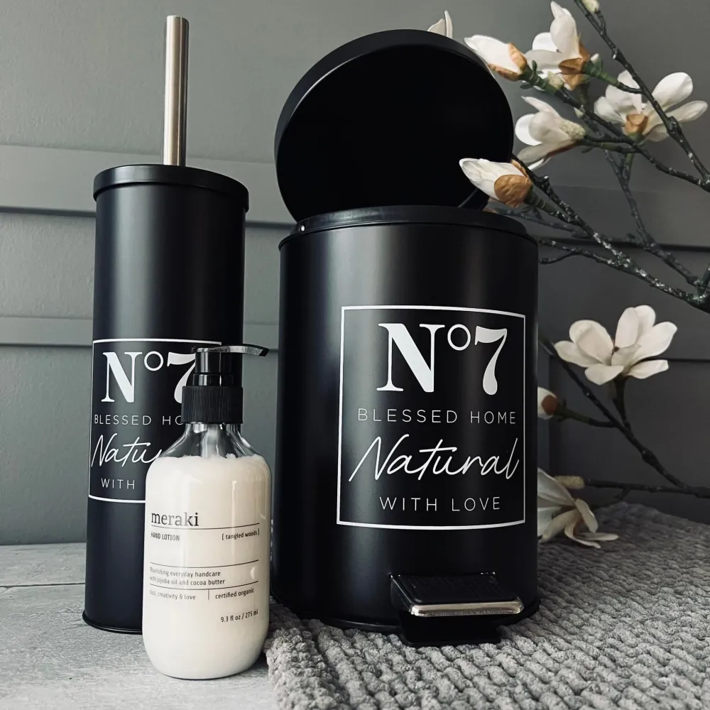 Toalettsett No 7 - Svart
