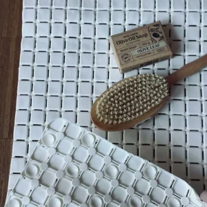 Badematte med sugekopper - White