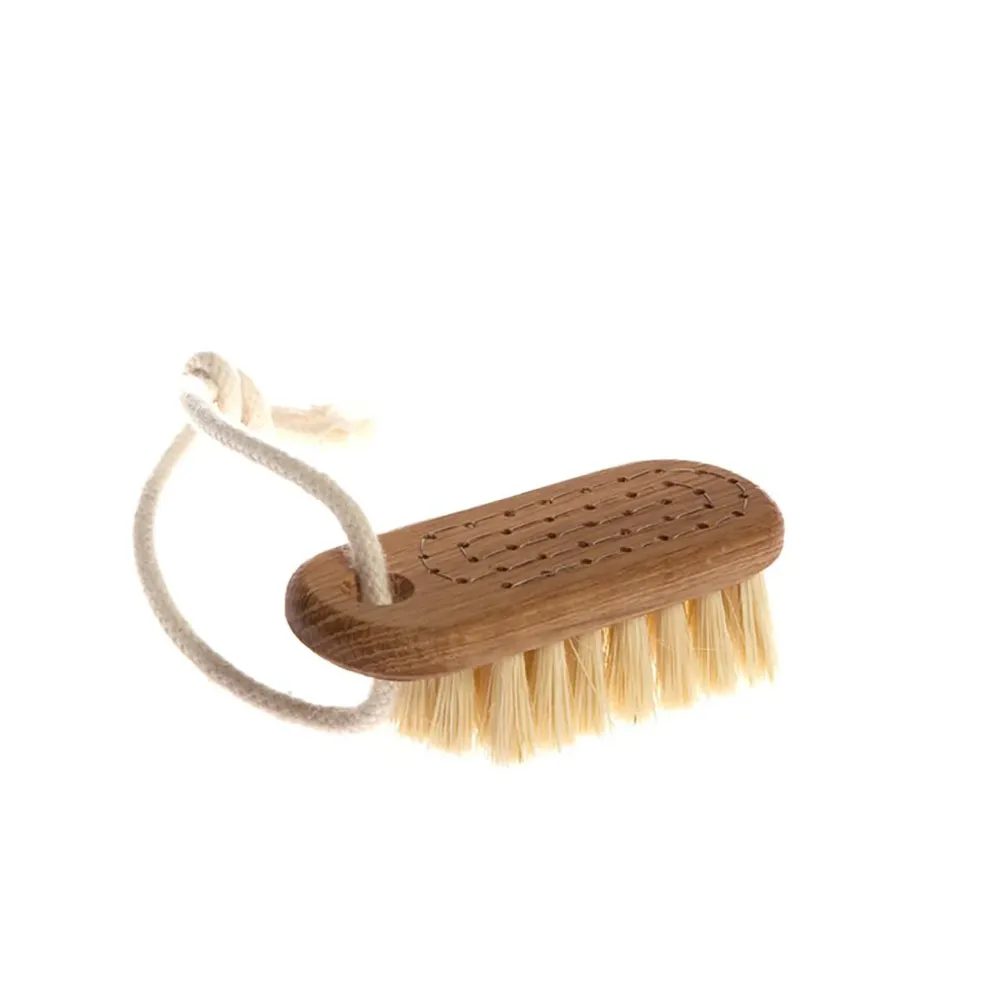 Neglbørste Lovisa m/Snor