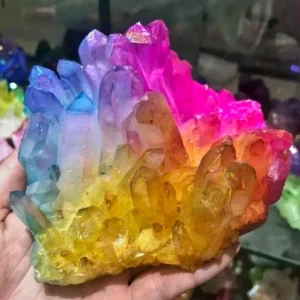 Trendy Aura Quartz Clustre , Mixed Color, behandlet naturlig Quartz, Medium 500 - 600 Gram