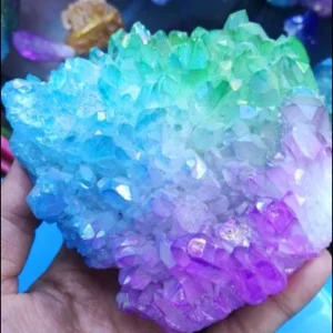 Trendy Rainbow Aura Quartz Clustre , Mixed Color, behandlet naturlig Quartz, Small 300 - 400 Gram