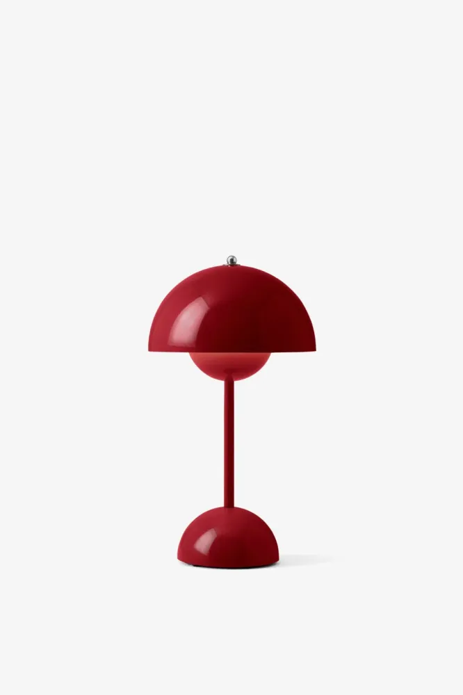 FLOWERPOT Table VP9, Vermilion red