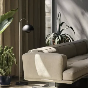 Flowerpot VP12 h 122 cm black