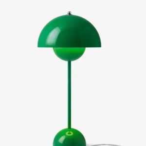 Flowerpot VP3 signal green