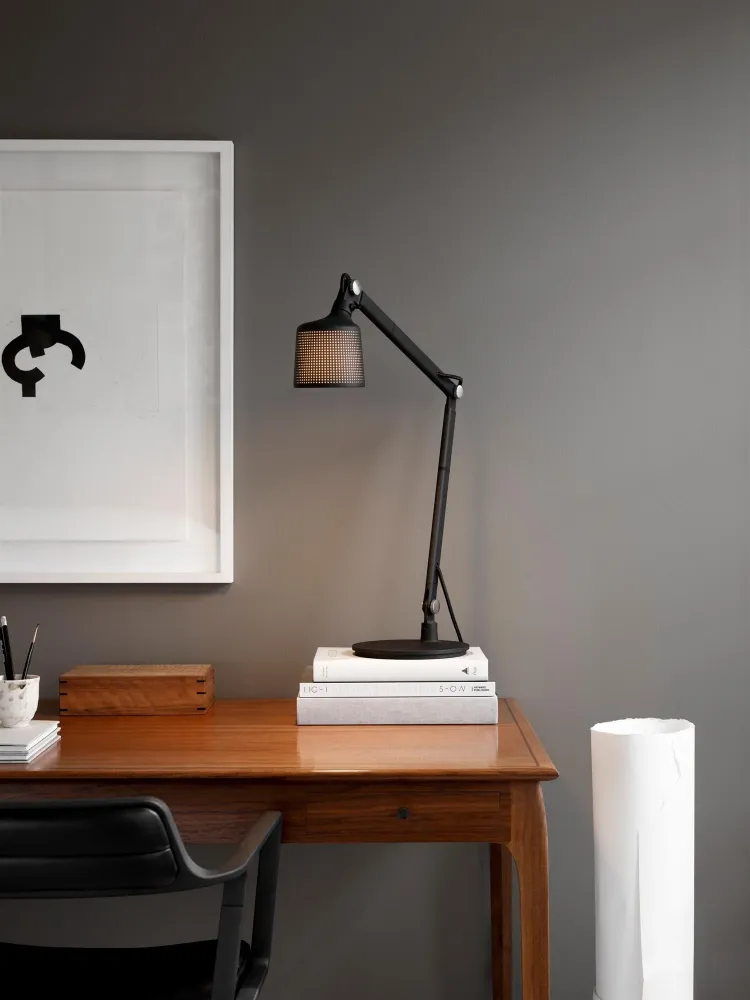 Vipp521 skrivebordslampe, svart