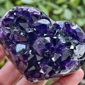 KAMPANJE / Supervakkert Deep Purple Brazilian Heart , ca. 350gram 80 - 85mm