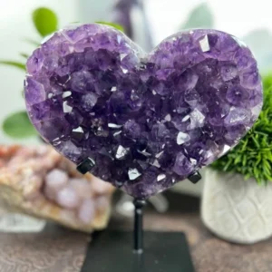 Large AAA Quality Brazilian Deep Purple Ametyst Heart, ca. 14 - 15cm - + 1.6 - 2kg