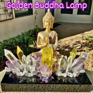 Fantastisk håndlaget Kvarts Krystall Lampedekorasjon med Ametyst, Gul Titan Quartz og Quartz, GOLDEN SITTING BUDDHA