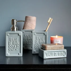 Salle de Bain sett à 4