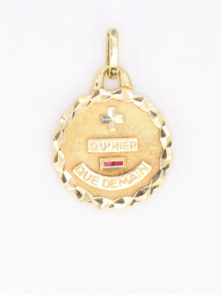 Augis kjærlighetsmedalje runde Mer i går Mindre enn i morgen gult gull rubin