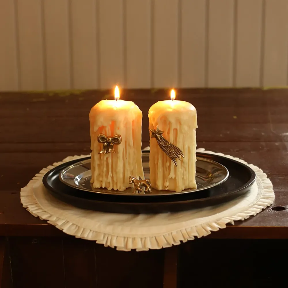 Bowie Bow Candle Pin