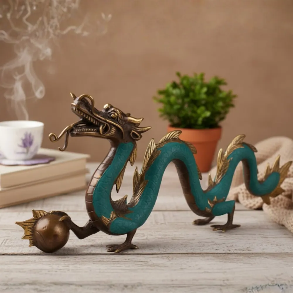 Feng Shui Messing Drage Statue med Kule – 27 cm