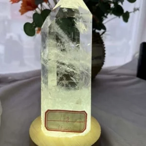 Nye Large Clear Quartz Tower " Himalaya Rainbow Design " inkl. led trebase, ca. 17 - 18cm , 800 - 1000gram, High Quality