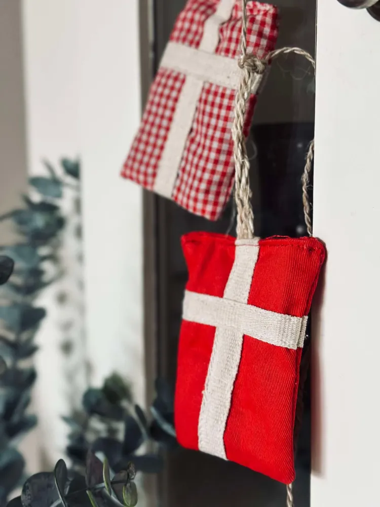 Guirlande med 5 flag