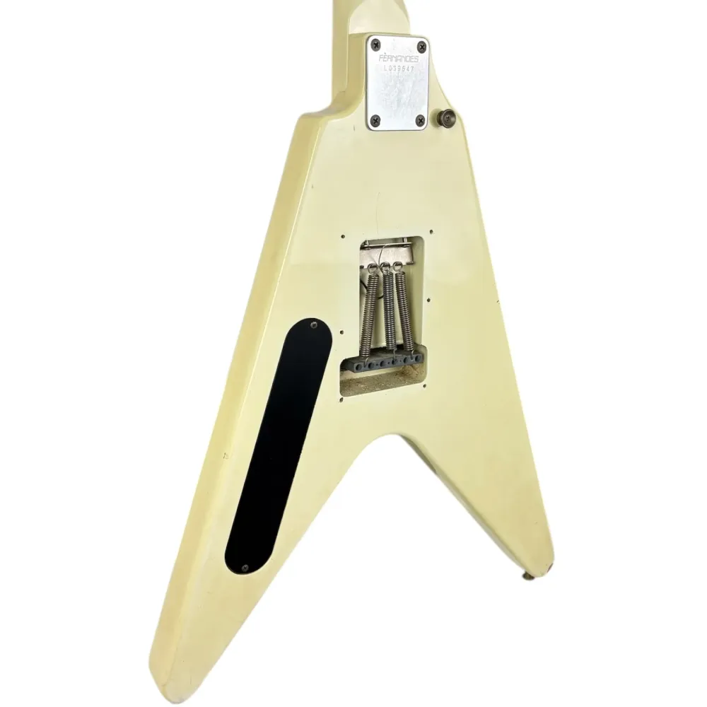 Fernandes Flying V - Vintage Hvit