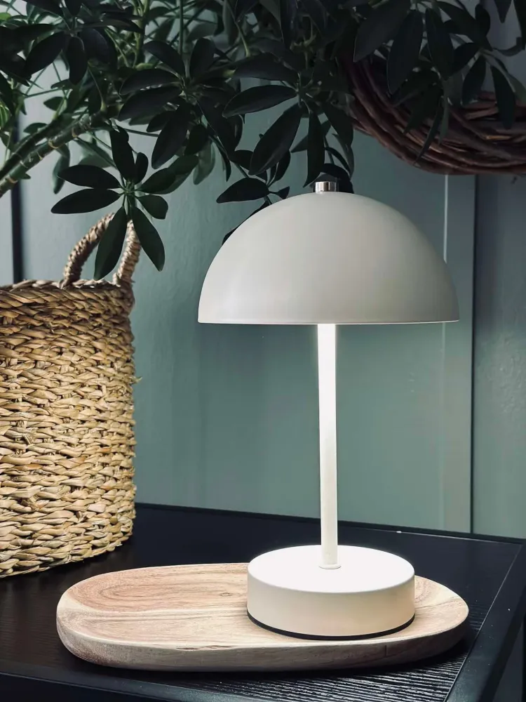 Bordlampe med touch - Hvit