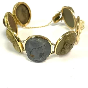 Antik armbånd ca 1800, lavastein og gult gull cameos