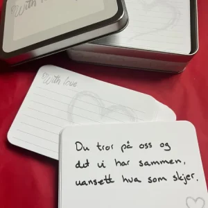 Jeg er glad i deg fordi - Minneboks med kort til å fylle ut