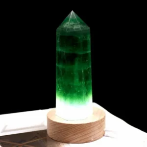 Ny, lekker Tårnkrystall Lampe med ledlysbase i Grønn Fluoritt