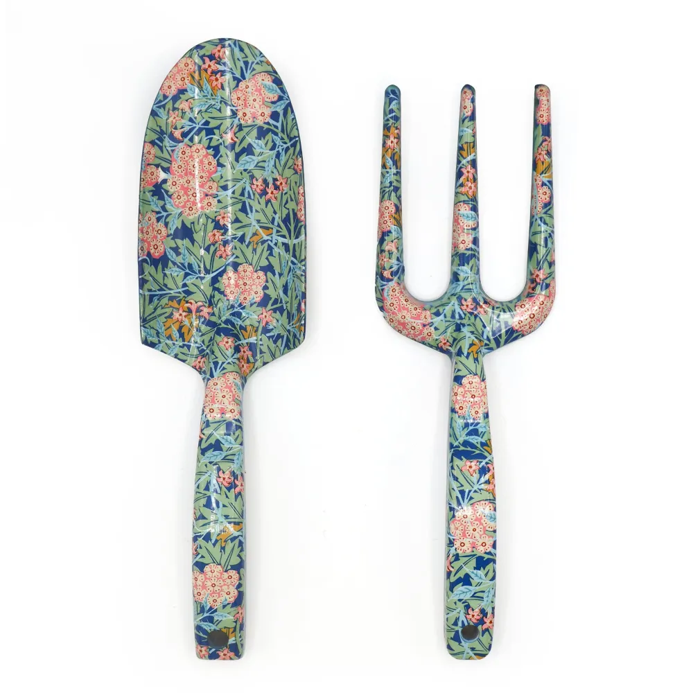 Hagesett – Greip & Spade (William Morris Jasmine)