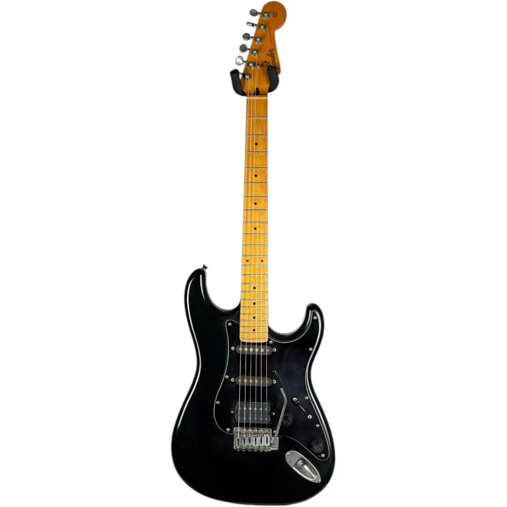 Fender Japan HSS Stratocaster 1984-1987 - Svart