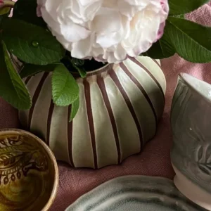 Sthål Salon liten rund vase – Lys grønn