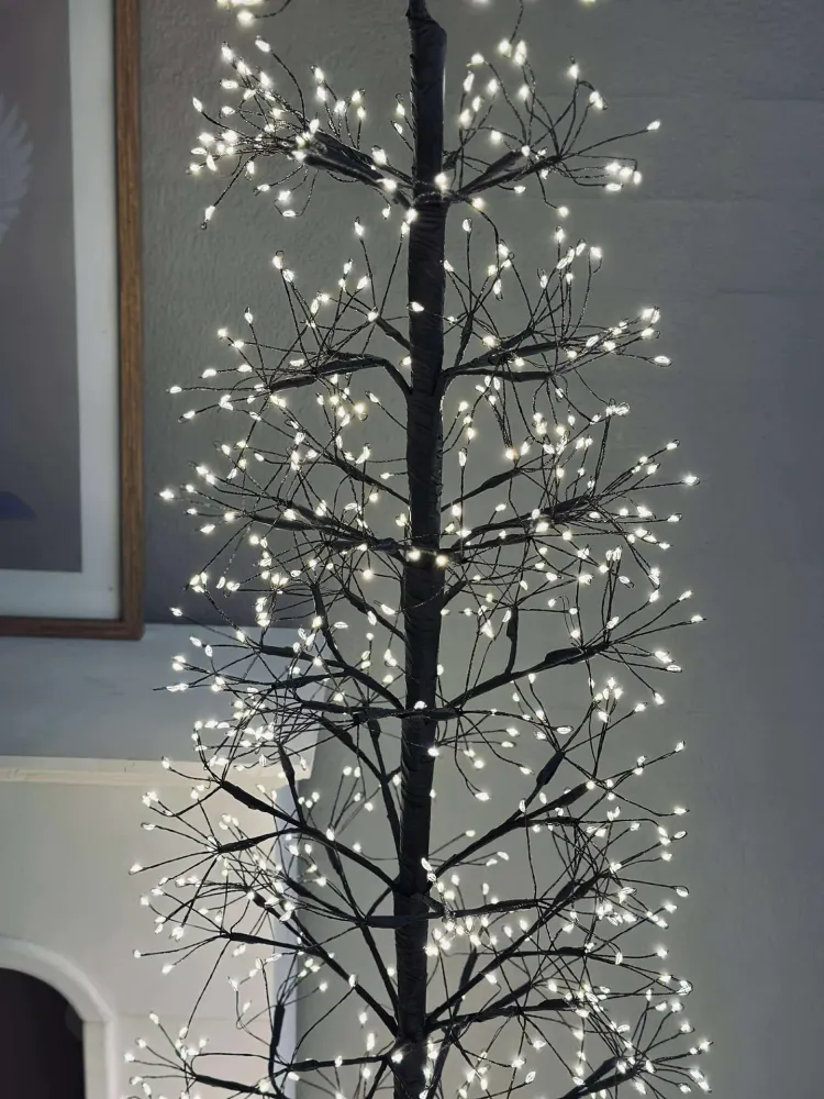 Juletre med 600 LED-lys - Black