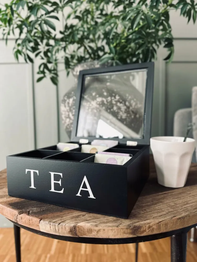 Teabox med 9 rom – Black