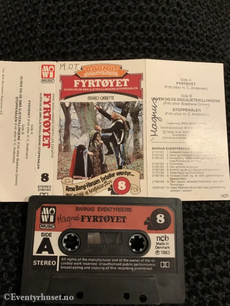 Fyrtøyet. Ulven og små gjetekillingene / stoppenålen. 1983 . Kassettbok.
