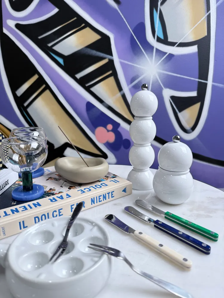 Small Bobbin Salt & Pepper Mill White