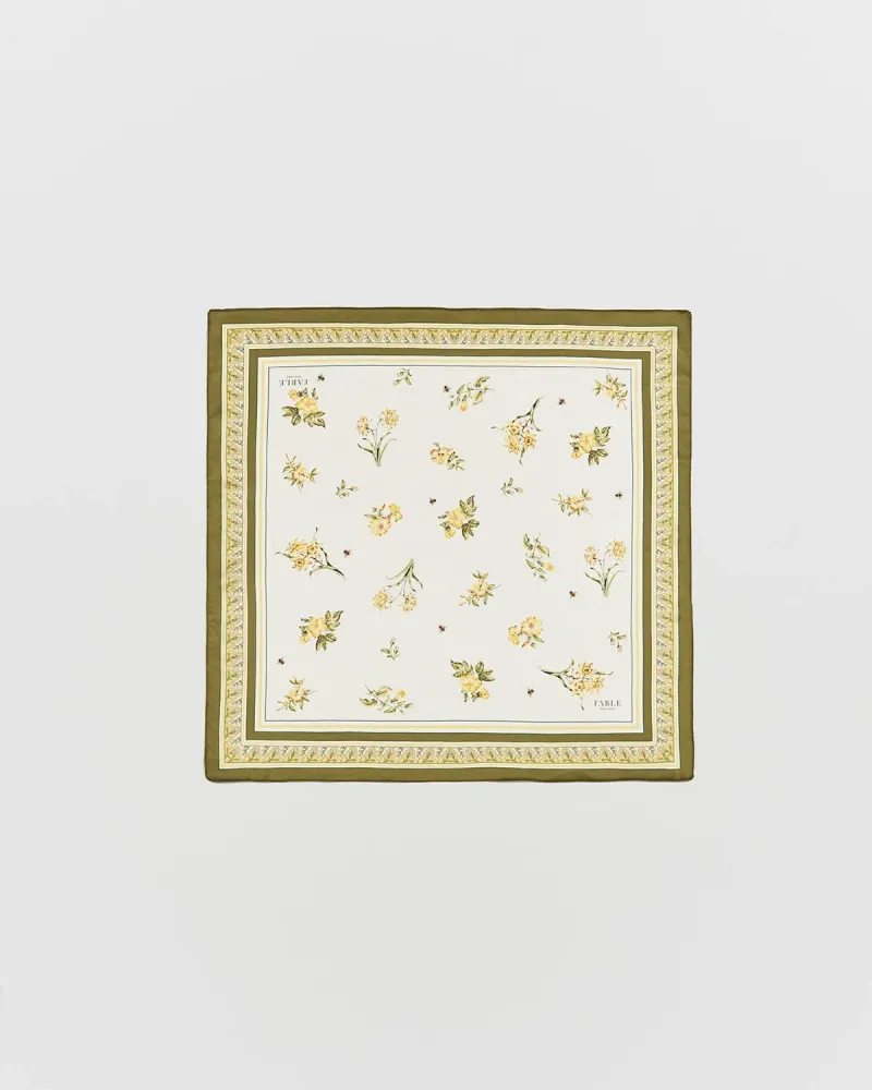 Nouveau Floral gult skjerf – kvadrat