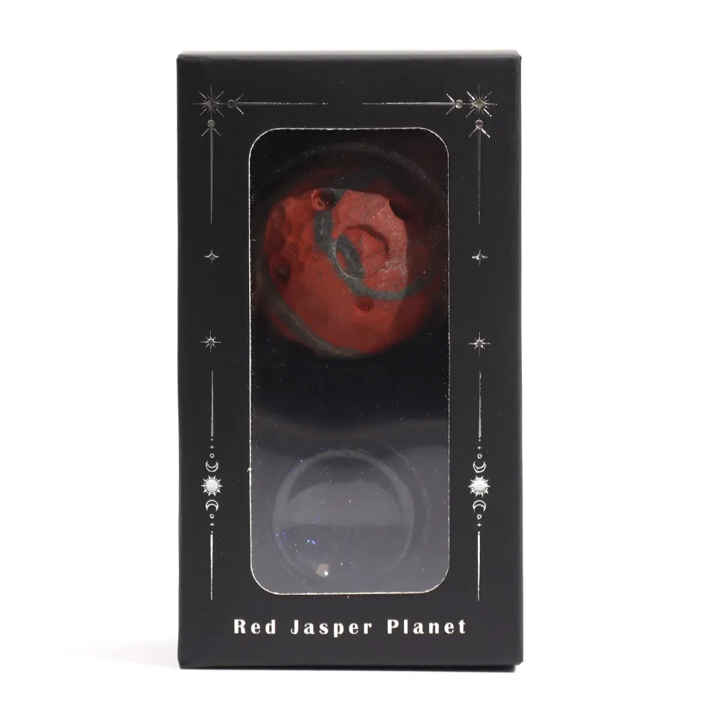 Rød Jaspis Kule, 40mm Med Solar Goldstone Stativ