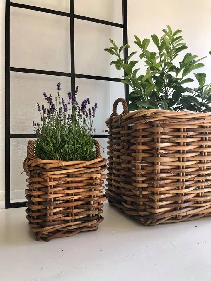 Firkantet Rustikk plantekurv – Liten – MÅ HENTES I BUTIKKEN
