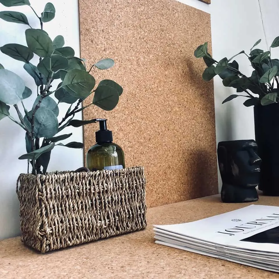Naturkurv med rom til oppbevaring - TILBUD