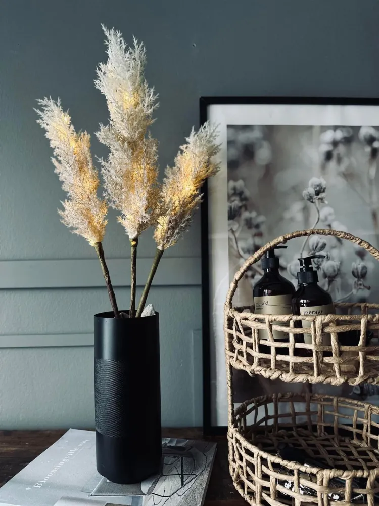 Pampas med LED-lys og timerfunksjon