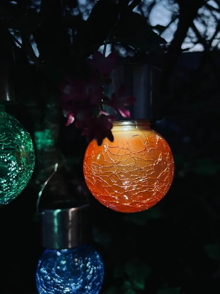 Solcelle LED-pære med oppheng - 3 stk COLOR