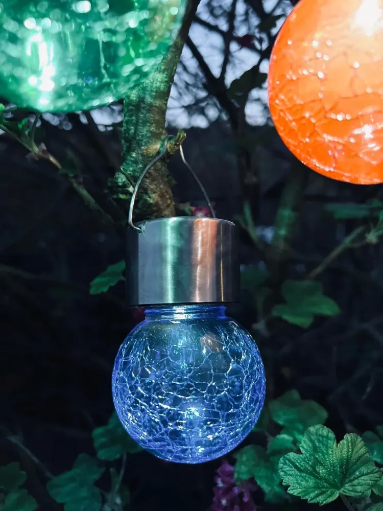 Solcelle LED-pære med oppheng - 3 stk COLOR