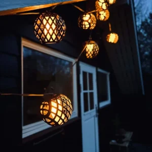 Solcellelyskjede 10 stk LED-kuler - Svart