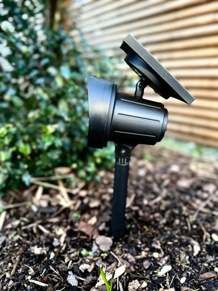 Hagespot med solceller – Large
