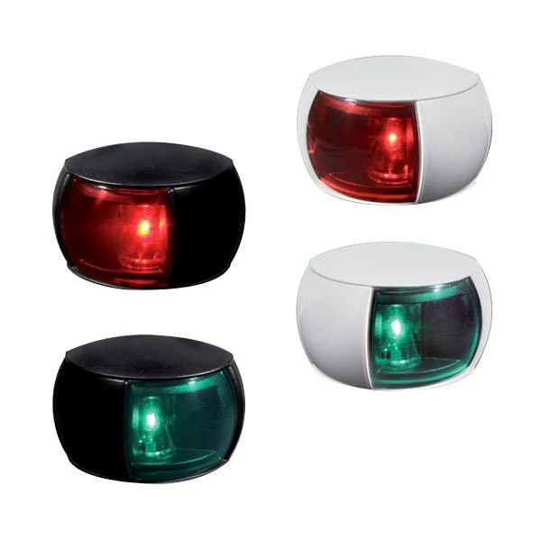Hella, LED-lanterneport, rød, 12-24V, IP67, 50 000 timer, 2NM, 71,0 mm x 33 mm x 53 mm, 50 mm hullavstand