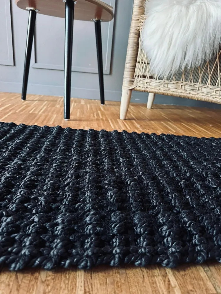 Luksus matte i black jute – 50x80cm