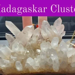 Supervakkert Madagascar Cluster, ca. 2kg . 20x10cm