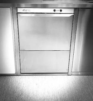 1FAS/3 FAS eller 400V UNDER BENK OPPVASKMASKIN - STEAMER - M/PUMPE -Vår beste anbefaling