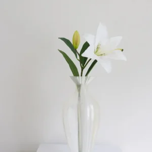 Artificial lily